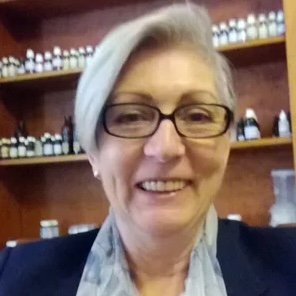 Sandra Dillon